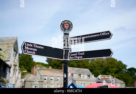 Padstow Stadt touristische Informationen anmelden, Padstow, Cornwall, England, Großbritannien Stockfoto