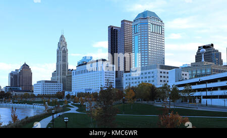 Die Columbus, Ohio City Centre auf einem klaren Fall morgen Stockfoto