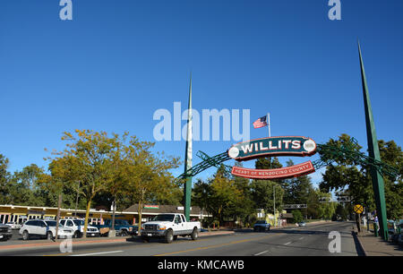 Willits, Ca, USA - 15. August: willits Stadt unterzeichnen am 15. August 2013 Stockfoto