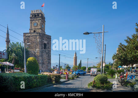 Saat Kulesi, Clock Tower, das historische Zentrum, die Altstadt von Antalya, Kaleici, Antalya, Türkische Riviera, Türkei Stockfoto