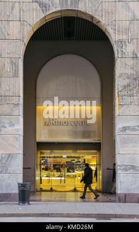 Mailand, Italien. Dezember 2017. La Rinascente, das Renaissance ist ein Kaufhaus in Mailand, Lombardei, Italien Credit: Alexandre Rotenberg/Alamy Live News Stockfoto