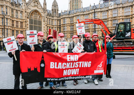 London, Großbritannien. Vom 6. Dezember 2017. Gewerkschafter einschließlich Gail Cartmail, Stellvertretender Generalsekretär der Gewerkschaft Unite, schloss sich der Forderung einer öffentlichen Untersuchung blacklisting zu verlangen und neue Gesetze verhindern, dass Schuldig Unternehmen aus Ausschreibungen für öffentliche Aufträge zu erstellen. David Rowe/Alamy Leben Nachrichten. Stockfoto