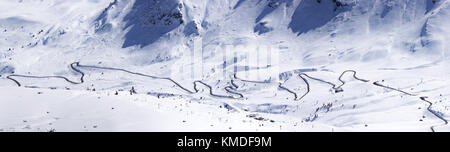 Panoramablick in Richtung Passo Pordoi Stockfoto