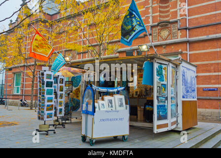 Shop für Niederländische Kunst und Poster, Willem Sandbergplein, neben dem Stedelijk Museum, Amsterdam, Niederlande Stockfoto