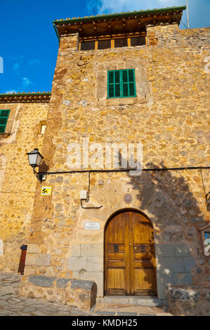 Museu Parroquial, Kirche Museum von San Juan Bautista, Deia, Mallorca, Balearen, Spanien Stockfoto