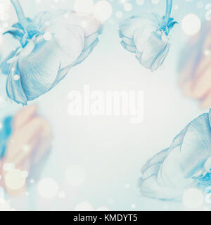 Pastell-blaue floral background mit Bokeh, Rahmen Stockfoto