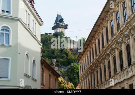 Schlossberg (Castle Mountain) mit Uhrturm in Graz, Steiermark, Österreich, Europa Stockfoto