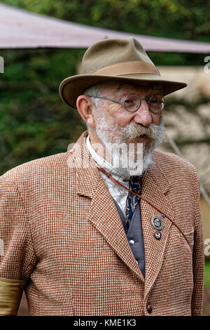 Eine lokale Verteidigung Freiwillige (bald der Home Guard). Stockfoto