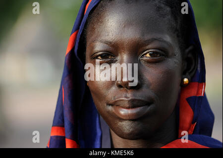 Süd-SUDAN, Rumbek, Porträts von Dinka Frau/SÜD-SUDAN, Rumbek, Dinka Frau Stockfoto