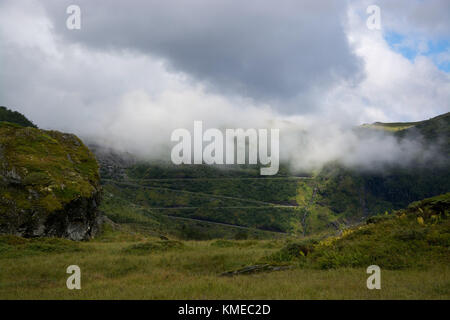 Durch die vikafjell ein Pass Road, Vik in der Kommunes Nord-norwegen und sogne og Fjordane befindet. Stockfoto