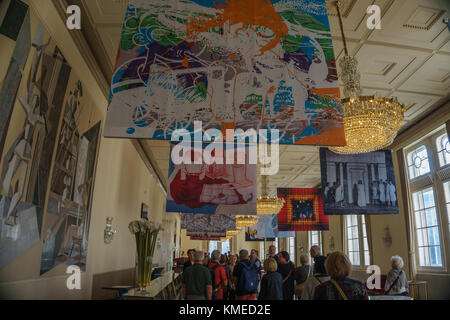 Interieur der Wiener Staatsoper. Architektonisches Design und Inneneinrichtung der berühmten Wiener Staatsoper in Wien, Österreich, Europa Stockfoto