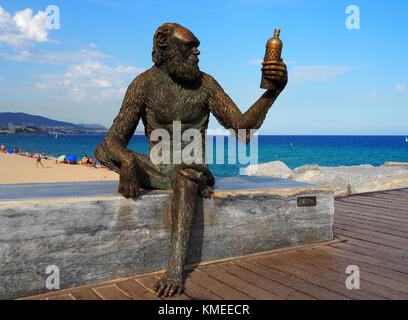 Affe-Skulptur in Badalona, Spanien Stockfoto