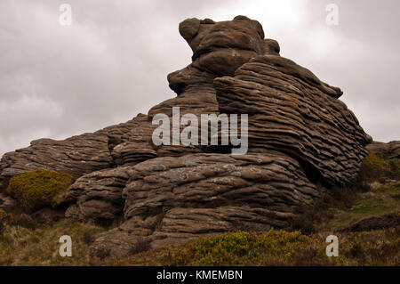 Klingeln Roger rock Szenerie, Kinder Scout auf einen langweiligen Tag im Peak District Stockfoto