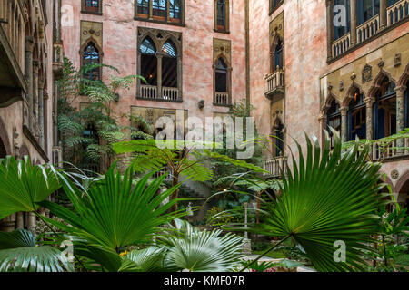 Der innere geheime Hofgarten im Isabella Stewart Gardner Museum in Boston, Massachusetts, USA Stockfoto