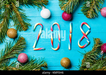 Bild von Weihnachten Karamell Sticks in Form von Zahlen. Stockfoto