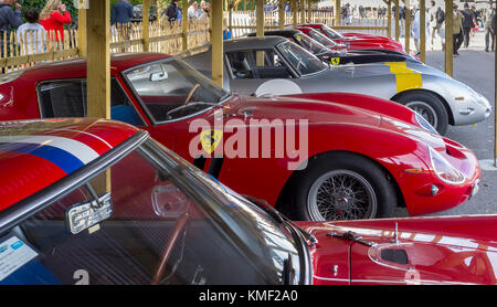 Ferrari 250 GTO alle in einer Reihe, die teuerste Sammlung von Autos überhaupt, in Goodwood Revival 2012 Stockfoto