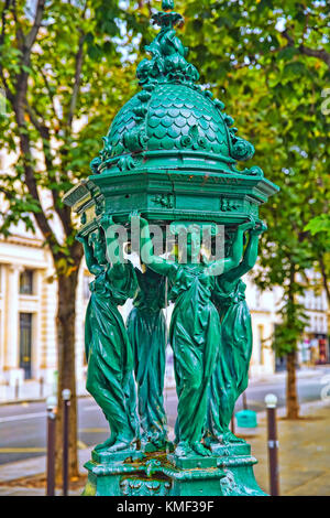 Wallace Brunnen in Paris. Stockfoto