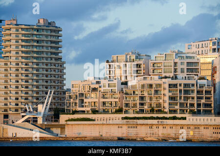 Moderne Wohngebäude in Sliema auf Malta Stockfoto