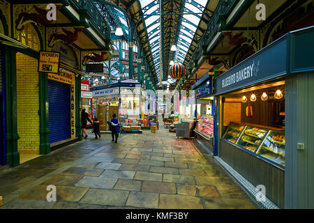 Kirkgate Markt in Leeds an Weihnachten Stockfoto