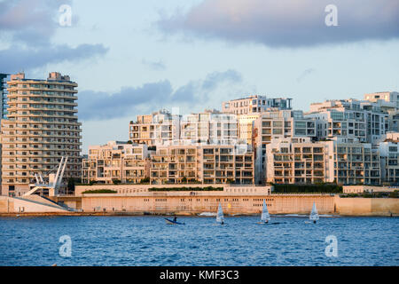 Moderne Wohngebäude in Sliema auf Malta Stockfoto