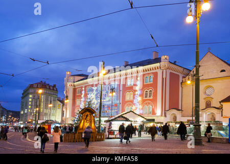 Traditioneller Weihnachtsmarkt, Palladium, republiky Square, New Town, Prag, Tschechische Republik - in der Nähe des Einkaufszentrum Palladium Stockfoto