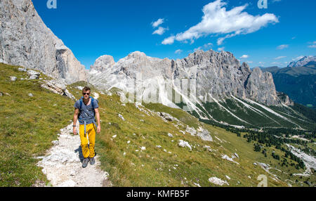 Wanderer am Rosengarten-Group Konvertierung, Dolomiten, Südtirol, Südtirol, Italien Stockfoto