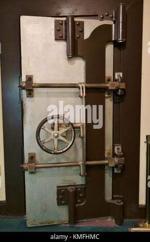 Eine alte Bank vault Tür im Halifax Historisches Museum in Daytona Beach, Florida, USA. Stockfoto