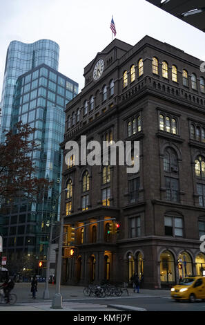 Das Gründungsgebäude der Cooper Union zur Förderung von Wissenschaft und Kunst.East Village.Manhattan.New York City.USA Stockfoto