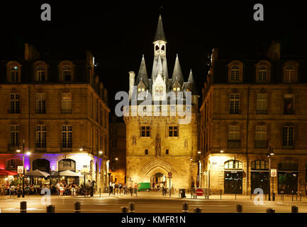 City Gate Caihau, Clock Tower, ehemalige St. Eloi Tor, Bordeaux, Gironde, Frankreich Stockfoto