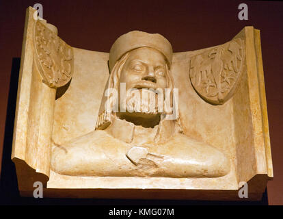 Charles IV (26. August 1346 – 29. November 1378), König von Böhmen und Kaiser des Heiligen Römischen Reiches. Statue in Prag Museum der Karlsbrücke, Kopie der Büste i Stockfoto