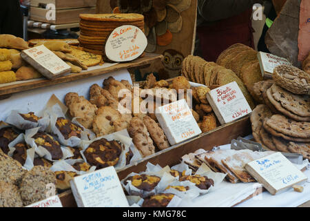 Typische Toskana Kekse und Kuchen Stockfoto