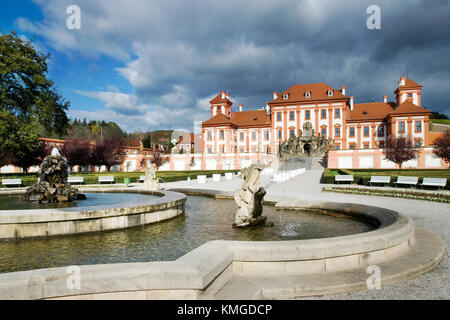 Barock Schloss Troja und seinem französischen Garten, heute Galerie der Hauptstadt Prag, nationalen kulturellen Wahrzeichen, Troja, Prag, Tschechische Republik Stockfoto