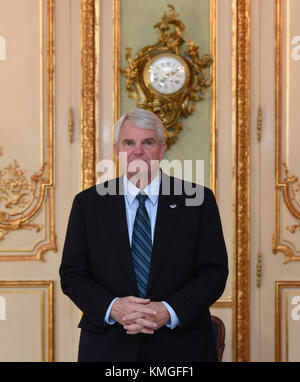 Prag, Tschechische Republik. Dezember 2017. Der neue US-Botschafter Stephen B. King spricht am 7. Dezember 2017 mit Journalisten in Prag, Tschechien. Quelle: Michal Krumphanzl/CTK Photo/Alamy Live News Stockfoto