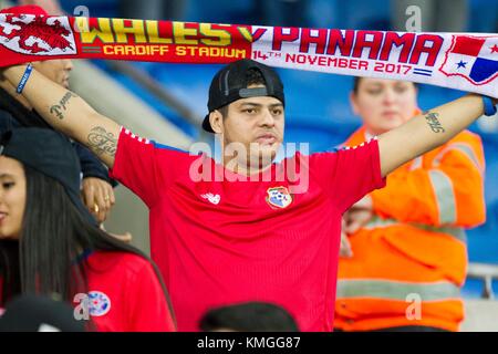 Cardiff, Wales, Großbritannien, 14. November 2017: Panama-Fans während eines internationalen Freundschaftsspiels zwischen Wales und Panama im Cardiff City Stadium. Stockfoto