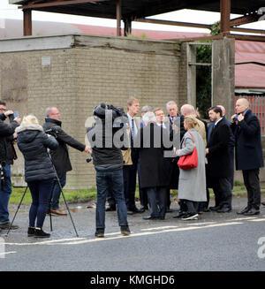 Die Brexit Ausschuss Besuch der Grenzübergang bei Middletown, Co Armagh, Nordirland am Donnerstag, 7. Dezember. 2017. Die irischen Grenze hier trennt Co Armagh in Nordirland und Co Monaghan in der Republik Irland. Stockfoto