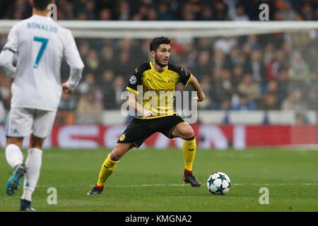 Madrid, Spanien. Dezember 2017. Nuri Sahin (Dortmund) Fußball/Fußball : UEFA Champions League Spiel 6. Spieltag Gruppe H zwischen Real Madrid CF 3-2 Borussia Dortmund im Santiago Bernabeu Stadion in Madrid, Spanien . Quelle: Mutsu Kawamori/AFLO/Alamy Live News Stockfoto