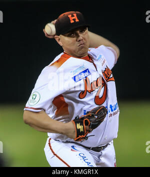 Hermosillo, Mexiko. 07 Dez, 2017. baseball spiel der mexikanischen Liga der Pazifik. dritten Match in der zweiten Runde mit dem Match zwischen tomateros de Culiacan vs naranjeros de Hermosillo. 07. Dezember 2017. (Foto: Luis Gutierrez/nortephoto.com) Credit: Nortephoto.com/alamy leben Nachrichten Stockfoto