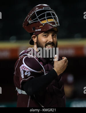 Hermosillo, Mexiko. 07 Dez, 2017. baseball spiel der mexikanischen Liga der Pazifik. dritten Match in der zweiten Runde mit dem Match zwischen tomateros de Culiacan vs naranjeros de Hermosillo. 07. Dezember 2017. (Foto: Luis Gutierrez/nortephoto.com) Credit: Nortephoto.com/alamy leben Nachrichten Stockfoto