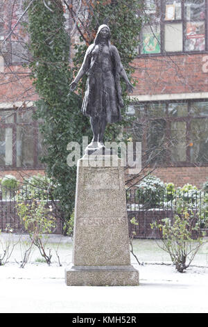 Gravesend, Vereinigtes Königreich. 10. Dezember, 2017. Szenen von Gravesend in Kent, wo der Schnee heute Morgen gefallen ist. Mehr Schnee ist für später heute prognostiziert. Rob Powell/Alamy leben Nachrichten Stockfoto