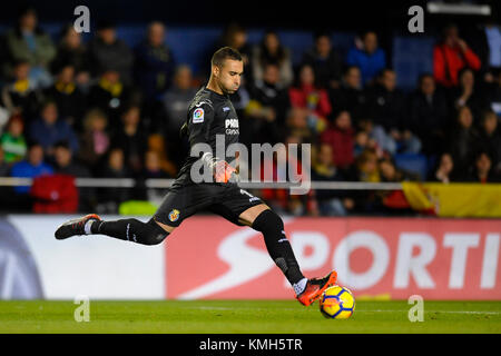 Villarreal, Spanien. 10 Dez, 2017. Sergio Asenjo während des Spiels zwischen Villarreal CF gegen FC Barcelona, Woche 15 von La Liga 2017/18 in Ceramica Stadium, Villarreal, SPANIEN - 10. Dezember 2017. Credit: Gtres Información más Comuniación auf Linie, S.L./Alamy leben Nachrichten Stockfoto