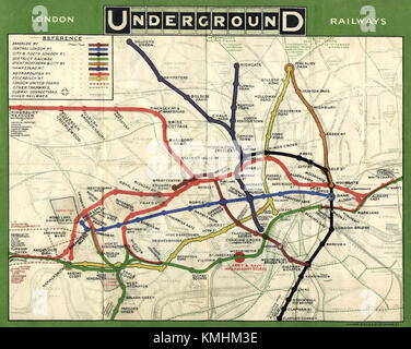 Diese historische U-Bahn-Karte von 1908 bis 1926 veranschaulicht die frühe Entwicklung des Londoner U-Bahn-Systems. Es gibt Einblicke in die Planung und den Ausbau der Verkehrsinfrastruktur der Stadt während dieser Zeit. Stockfoto