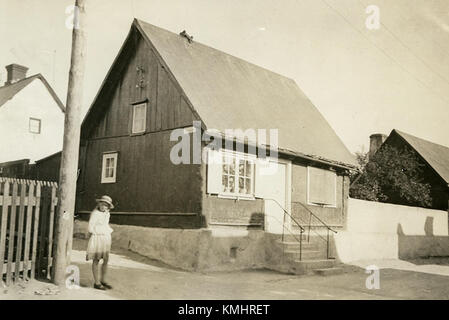 Visby ist eine mittelalterliche Stadt auf der schwedischen Insel Gotland. Das Foto zeigt die erhaltene mittelalterliche Architektur und historische Wahrzeichen der cityÂ, die ihre kulturelle und historische Bedeutung hervorheben. Stockfoto