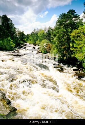 Falls der Dochart auf dem River Dochart bei Killin am Westende des Loch Tay. Zentrale Region, Schottland Stockfoto