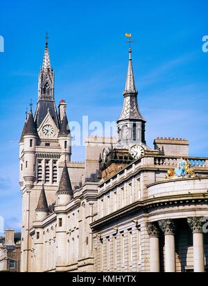 Das Stadthaus mit dem fürstlichen Handschrift Uhrturm an der Union Street im Stadtzentrum von Aberdeen, Grampian, Schottland, UK Stockfoto