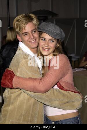 Oktober 2002 RTSlocomb/MediaPunch Aaron Carter & Caitlin Wachs Ankunft 'South Park' 5. Anniv. Party Quixote Studios Hollywood, Kalifornien. Stockfoto