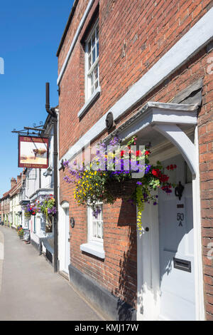 The Plough Inn, High Street, West Wycombe, Buckinghamshire, England, Vereinigtes Königreich Stockfoto
