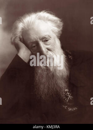 Porträt von General William Booth (1829 – 1912), dem britischen methodistischen Prediger, der zusammen mit seiner Frau Catherine die Heilsarmee gründete und ihr erster General wurde (1878–1912). (Foto c1907) Stockfoto