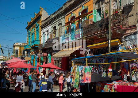 Markt und bunten Gebäude, La Boca, Buenos Aires, Argentinien, Südamerika Stockfoto