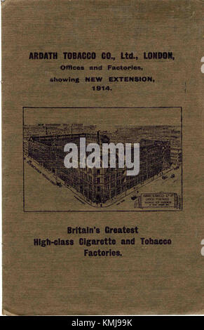 Dieses Bild zeigt die Tabakbüros und Fabriken von Ardath aus dem Jahr 1914. Das historische Foto spiegelt das industrielle Wachstum und industryâ die Rolle des Tabaks in der Wirtschaft des frühen 20. Jahrhunderts wider. Stockfoto