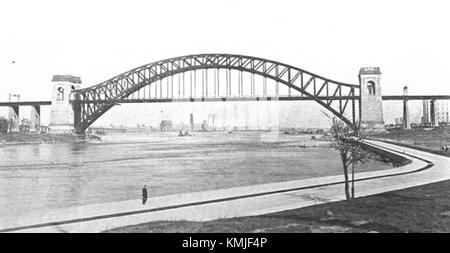 Hell Gate Bridge, New York (CJ Allen, Steel Highway, 1928) Stockfoto